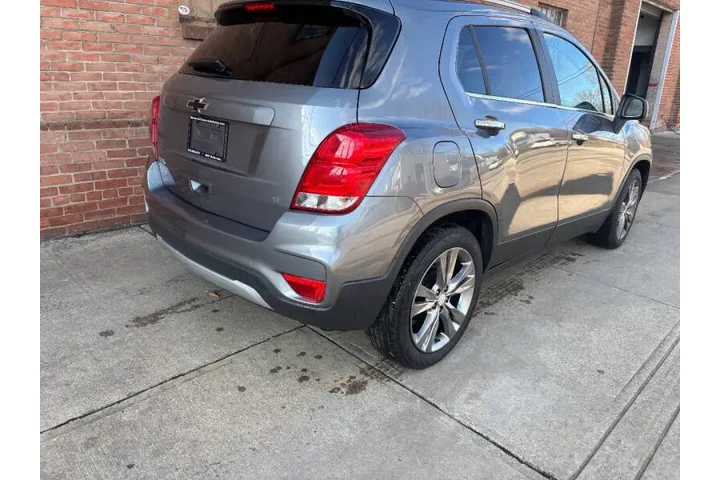 $13000 : 2020 Trax LT image 9