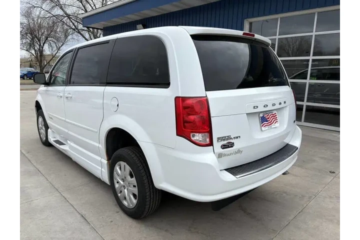 $16990 : 2017 Grand Caravan SE image 9