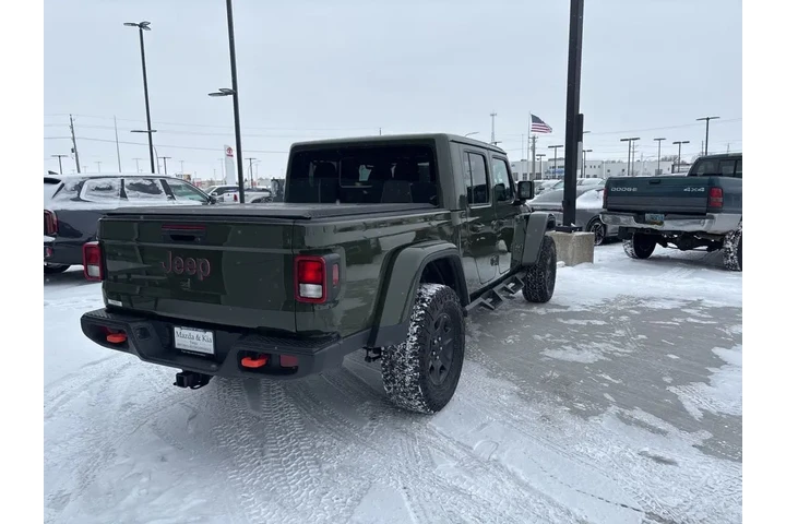 $36995 : 2023 Gladiator Mojave image 5