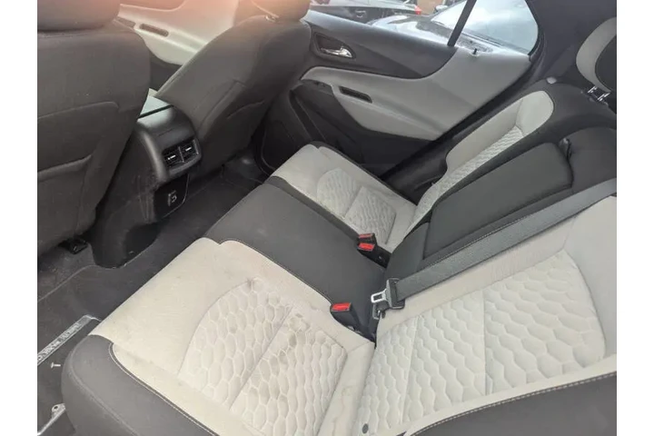 $13990 : 2021 Equinox LS image 8