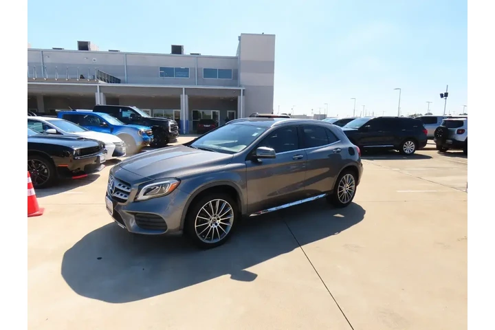 $15999 : Mercedes-Benz GLA 2018 GLA 2 image 2