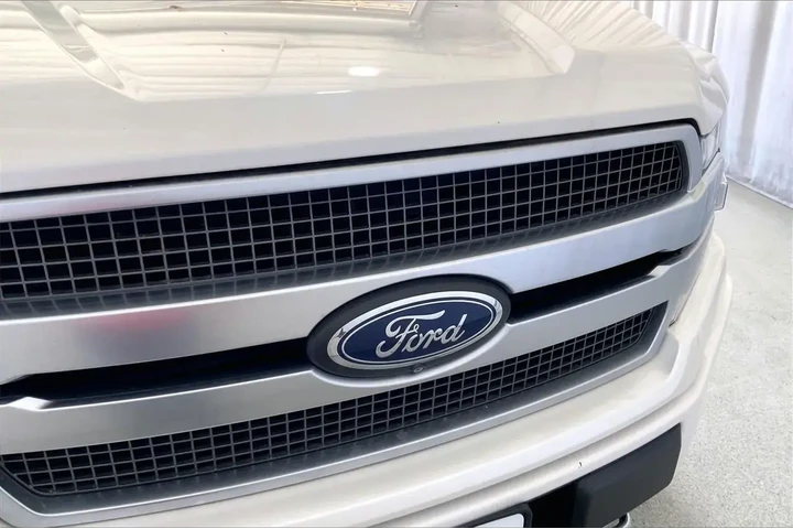 $35991 : Ford F-150 2018 4x4 Platinum image 7