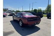 $17980 : 2019 Challenger SXT RWD thumbnail