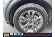 $27767 : Ford Explorer 2023 XLT 4dr S thumbnail