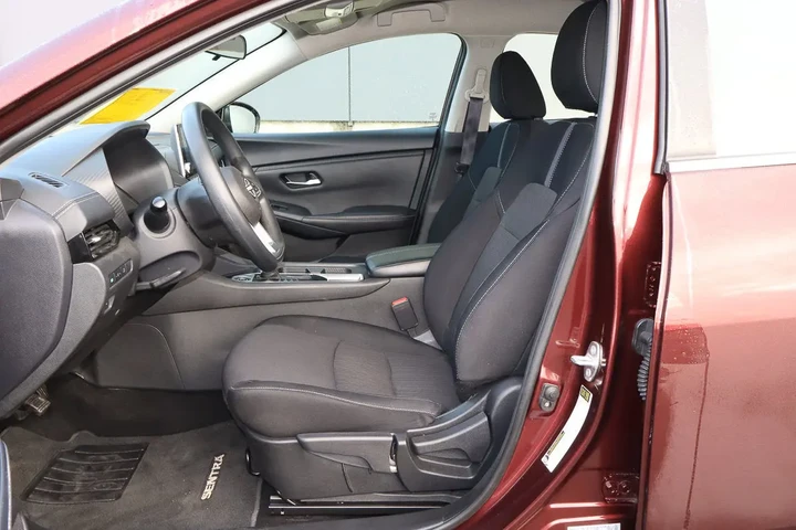 $16488 : 2024 Sentra SV CVT image 7