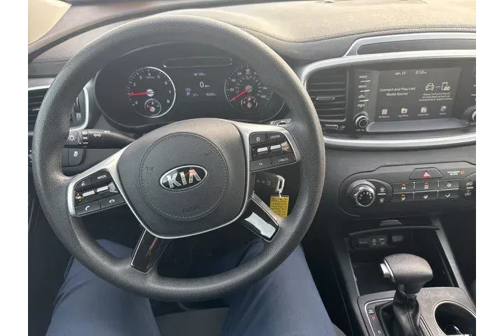 $11193 : Kia Sorento 2019 AWD LX 4dr image 8