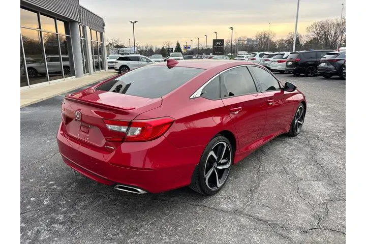 $17985 : Honda Accord 2020 Sport 4dr image 7