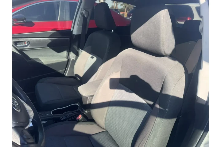 $15995 : Toyota Corolla 2018 SE 4dr S image 9