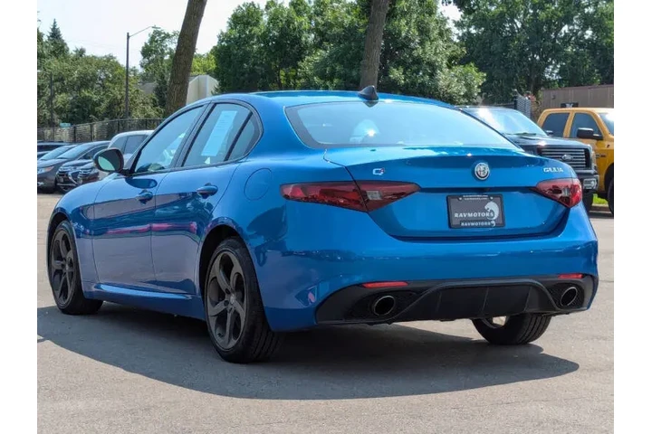 $19475 : 2018 Alfa Romeo Giulia Sport image 7
