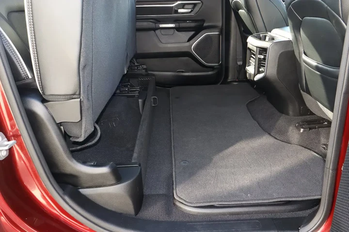 $46988 : 2025 1500 Laramie 4x4 Crew Ca image 9