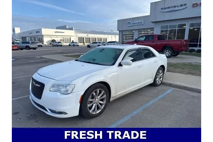 $11888 : Chrysler 300 2016 AWD Limite image 2