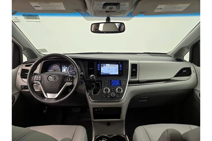 $27998 : Toyota Sienna 2017 XLE 7-Pas image 9