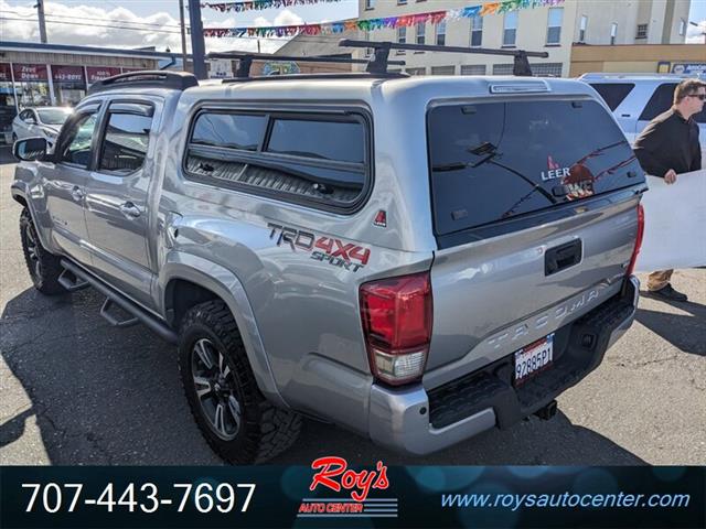 $27995 : 2017 Tacoma SR V6 4WD Truck image 8