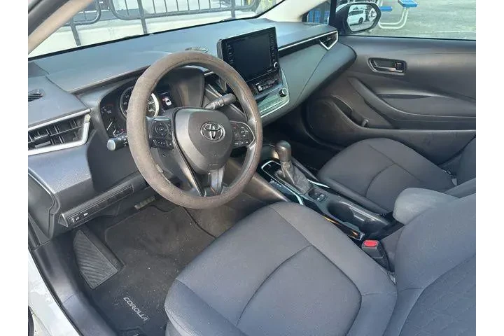 $15893 : Toyota Corolla 2022 LE 4dr S image 6