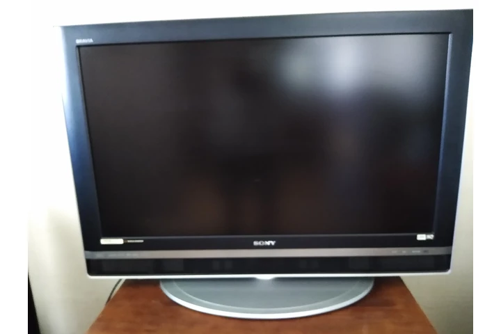 $45 : TELEVISION,Skates,Piano,Tree image 1