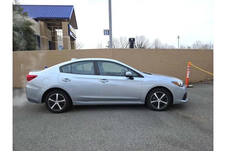$18998 : Subaru Impreza 2021 AWD Prem image 4