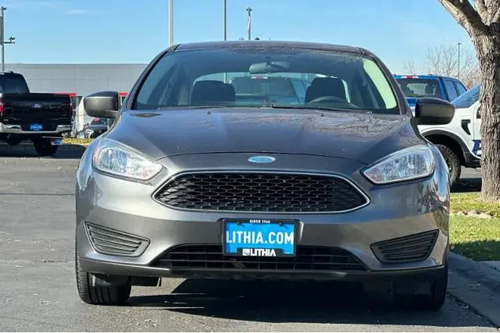 $5995 : Ford Focus 2018 SE 4dr Sedan image 10