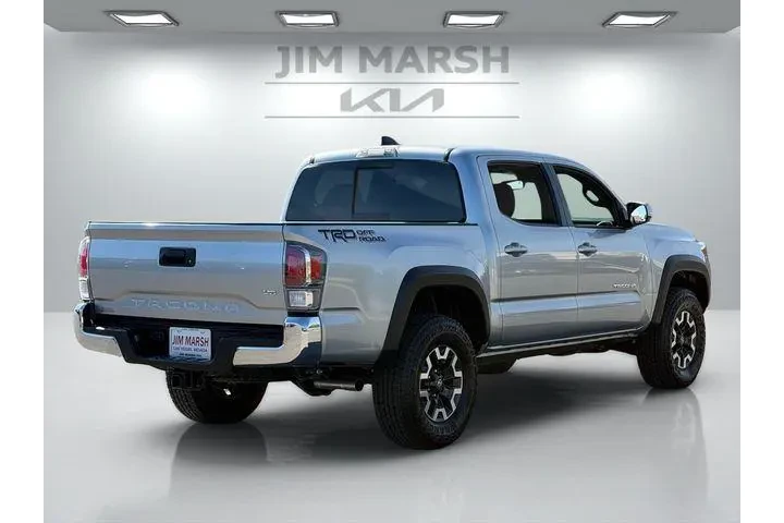 $33988 : Toyota Tacoma 2023 4x2 TRD O image 7