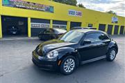 $9830 : 2013 Beetle 2.5L Entry PZEV thumbnail