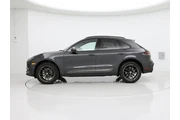 $39998 : Porsche Macan 2023 AWD T 4dr thumbnail
