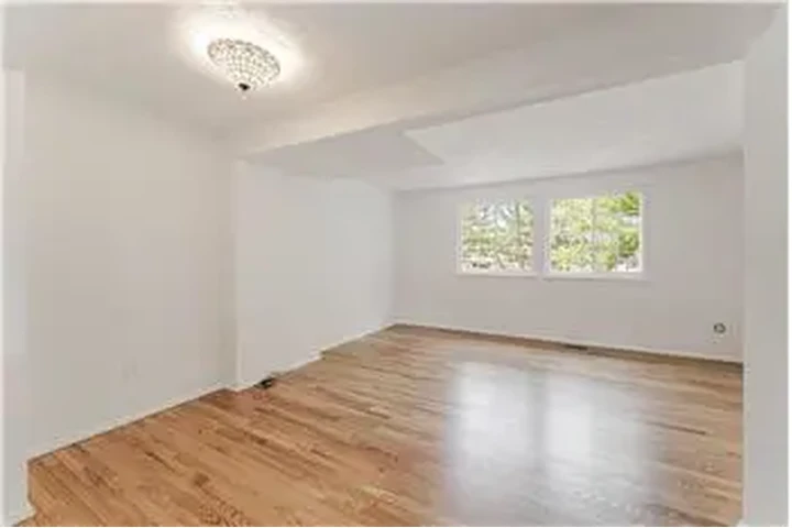 $2900 : Rental property with 2 bedro image 3