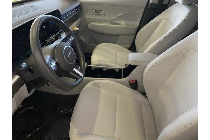 $22691 : Hyundai KONA 2024 AWD SEL 4d image 9