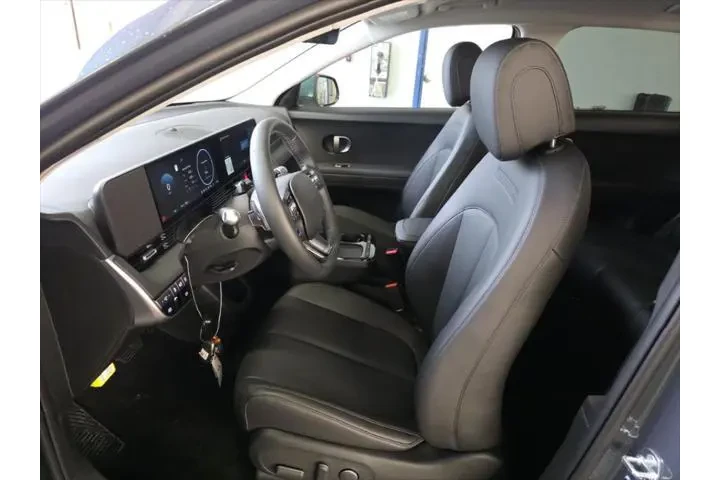 $37884 : Hyundai IONIQ 5 2026 SEL 4dr image 6