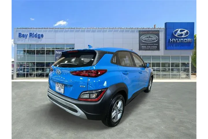 $17988 : Hyundai KONA 2022 AWD SE 4dr image 2