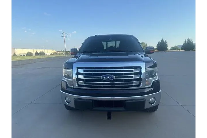 $17991 : Ford F-150 2014 4x2 XLT 4dr image 2