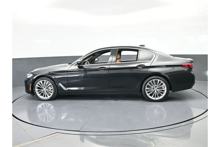 $23996 : BMW 5 Series 2022 530i 4dr S image 3