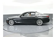 $23996 : BMW 5 Series 2022 530i 4dr S thumbnail