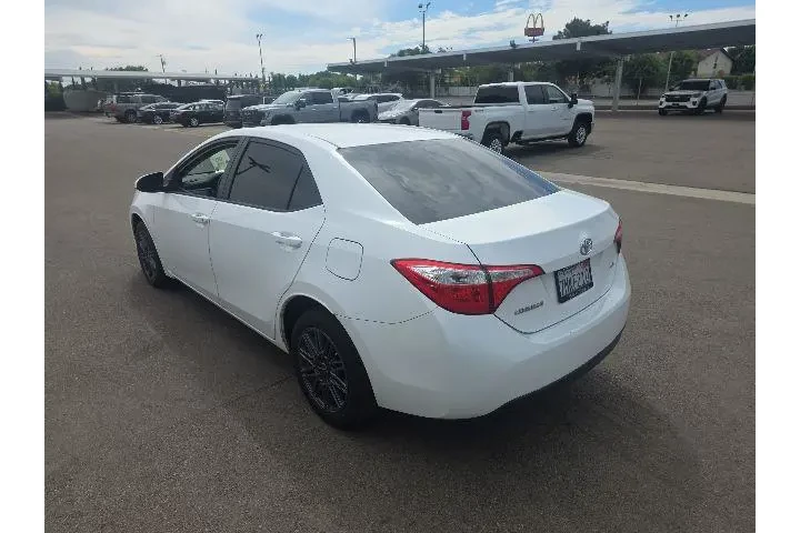$14900 : Toyota Corolla 2015 S 4dr Se image 4