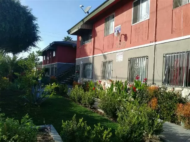 $1750 : Lynwood - Apt 1 Recamara image 1