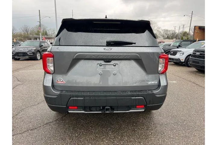 $39984 : Ford Explorer 2024 AWD Timbe image 5