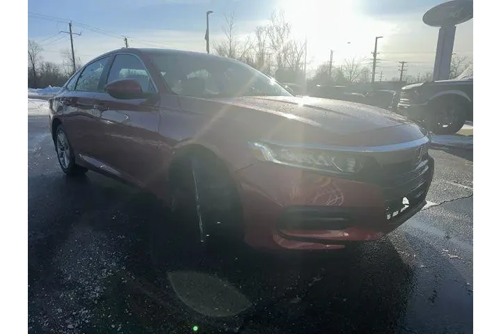 $15900 : Honda Accord 2019 LX 4dr Sed image 7