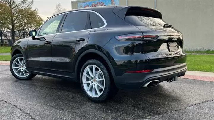 $68315 : 2019 Cayenne image 5