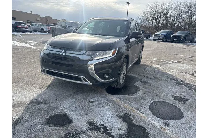 $15995 : Mitsubishi Outlander PHEV 20 image 1