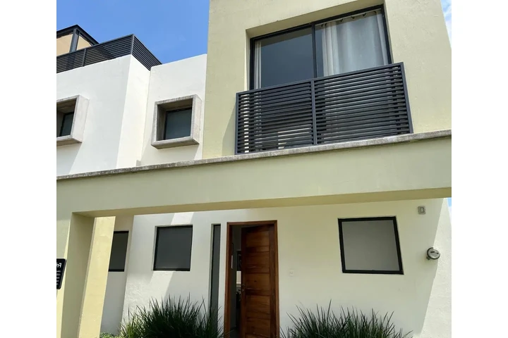 $2145000 : CASA EN VENTA NUEVA image 2