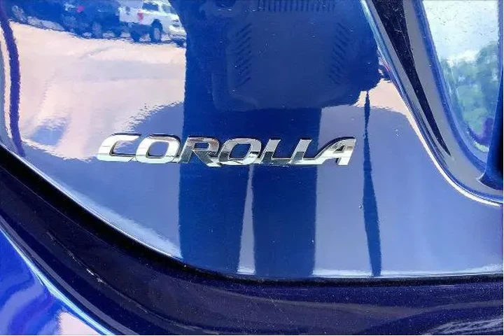 $13591 : Toyota Corolla 2015 S 4dr Se image 9