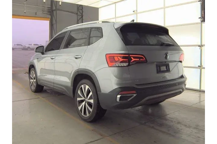 $13511 : Volkswagen Taos 2022 SE 4dr image 4