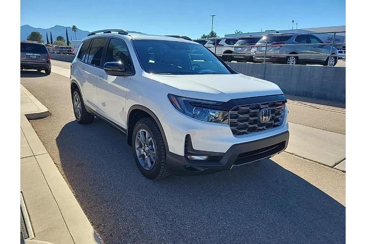 $39781 : Honda Passport 2025 AWD Trai image 9