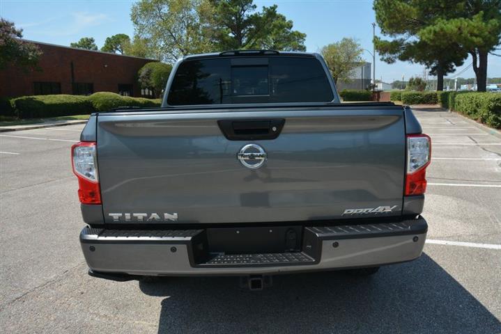 2018 Titan PRO-4X image 8