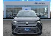 $29450 : Volkswagen Taos 2025 AWD SE thumbnail