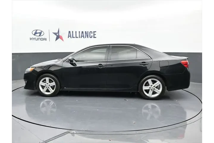 $9390 : Toyota Camry 2014 XLE 4dr Se image 3