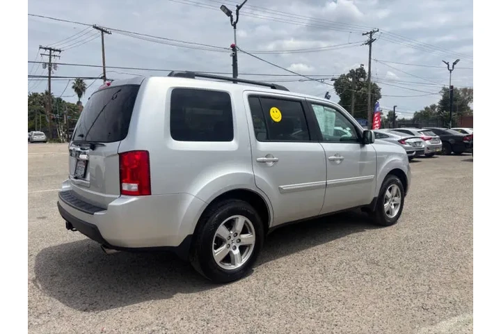 $10599 : 2010 Pilot EX-L image 6