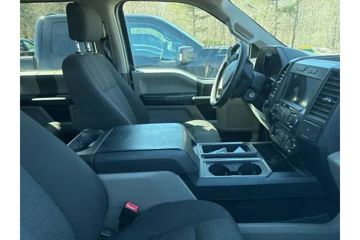 $20952 : Ford F-150 2018 4x4 Lariat 4 image 5