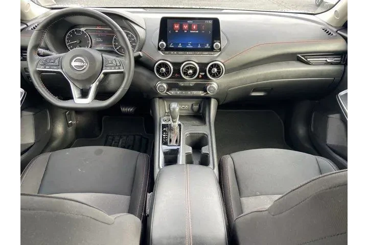 $19036 : Nissan Sentra 2025 SR 4dr Se image 9