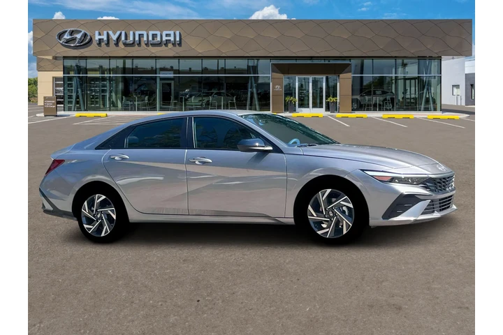$22000 : Hyundai ELANTRA 2025 SEL Spo image 10