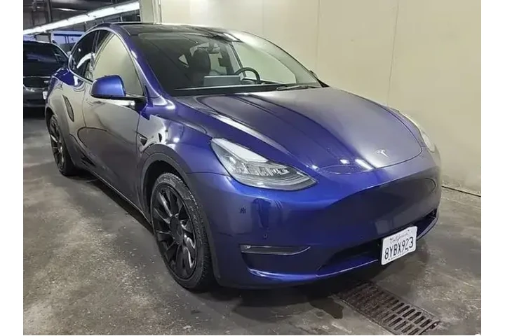 $24950 : Tesla Model Y 2021 AWD Long image 1