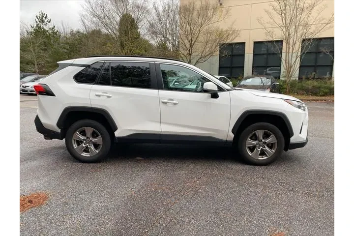 $24920 : Toyota RAV4 2023 XLE 4dr SUV image 7